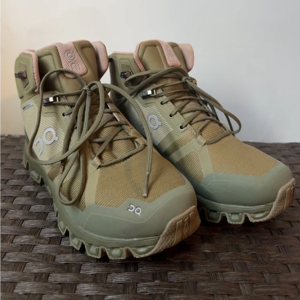 On Cloud Rock Trail Boot